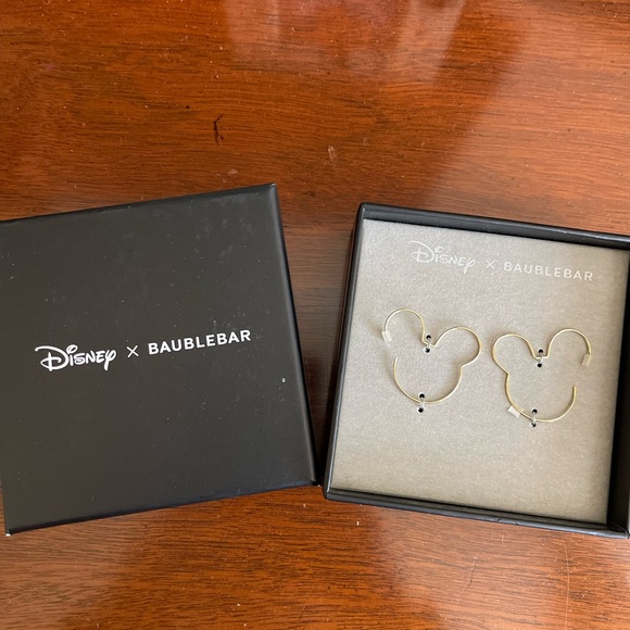 New Disney x Baublebar Mickey Mouse Gold Silhouette Earrings - Picture 1 of 1
